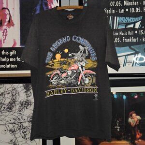 vintage 90s fun wear Harley davidson single stitch t shirt the legend continues
